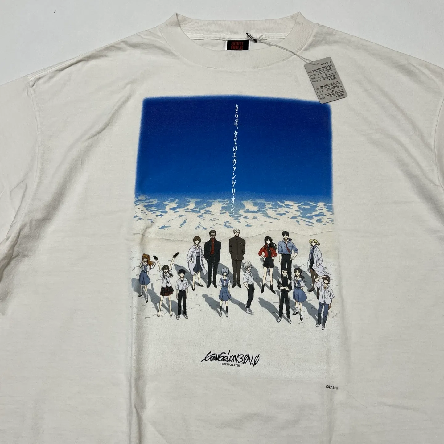 SAINT Mxxxxxx × EVENGELION × GEEKS RULE EV_SS TEE/BLUE/WHT Three-party co-branded Neon Genesis Evangelion co-branded TEE off-white S-XL Made of original OE yarn tube weaving without side seams to distinguish the width of the fabric Original consistent co-branded label/co-branded wash mark/little angel anti-counterfeiting label Top-notch printing technology Repeated pattern making, closely following the original details